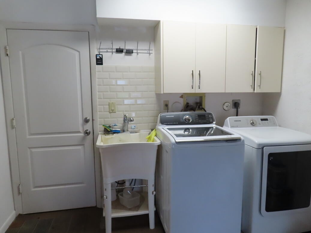  Unit C photo 17