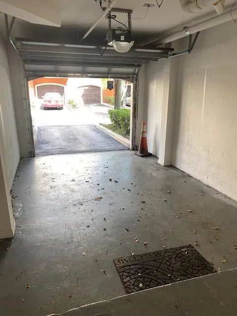  Unit 209 photo 8