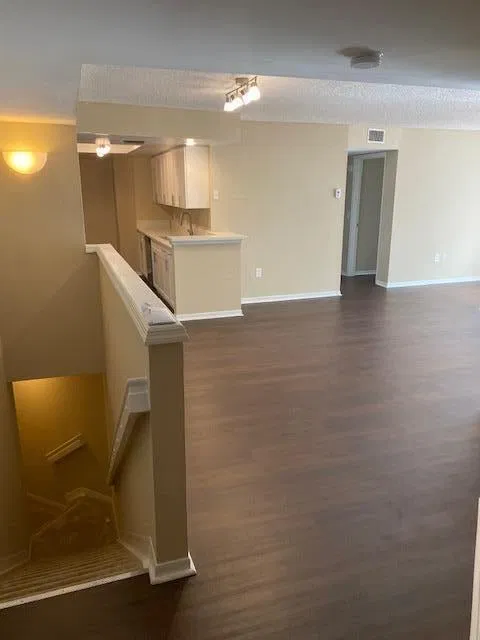  Unit 209 photo 11