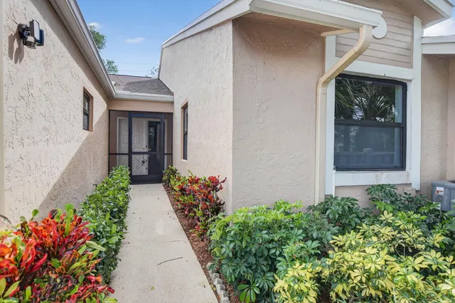 Residence photo 4