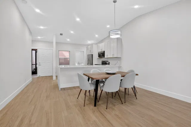 Residence photo 9