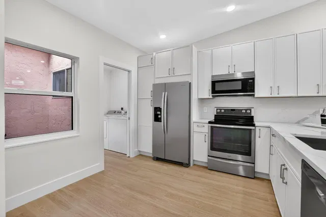 Residence photo 14