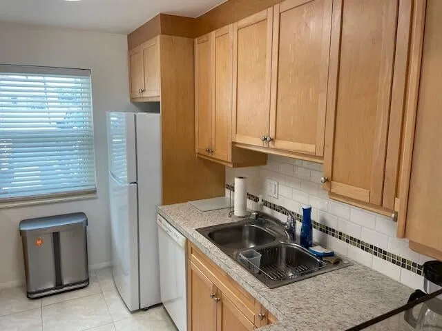  Residence photo 10