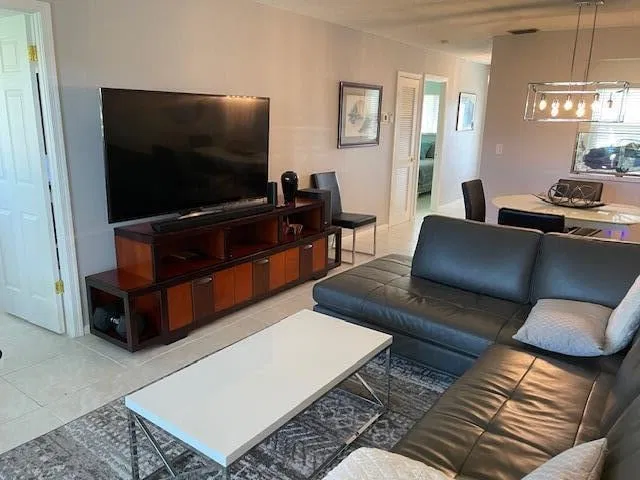  Residence photo 18