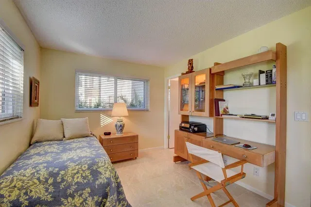  Residence photo 33