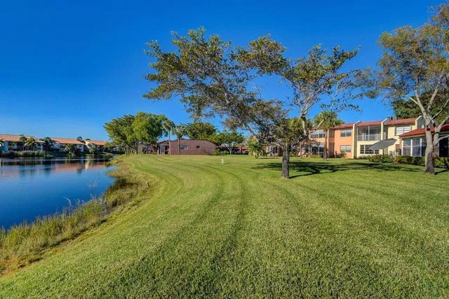  Residence photo 47