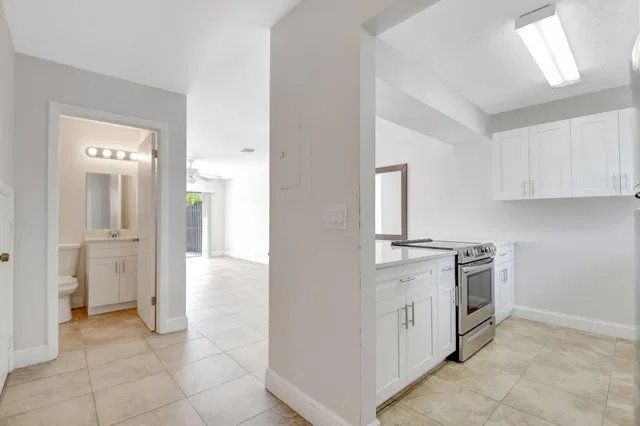 Residence photo 6