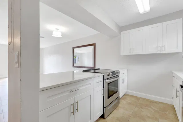 Residence photo 15