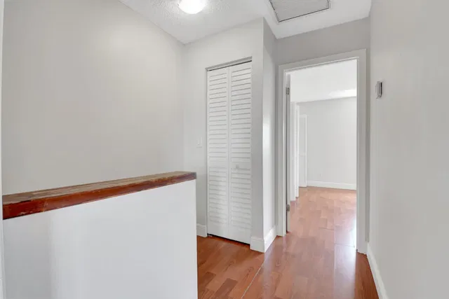 Residence photo 22