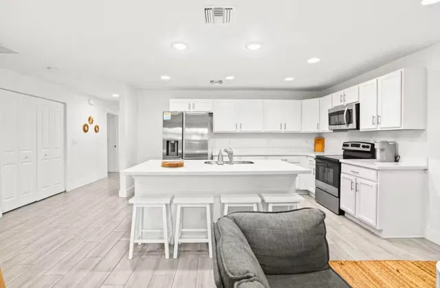 West Palm Beach Residence photo 3