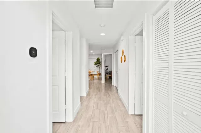 West Palm Beach Residence photo 23