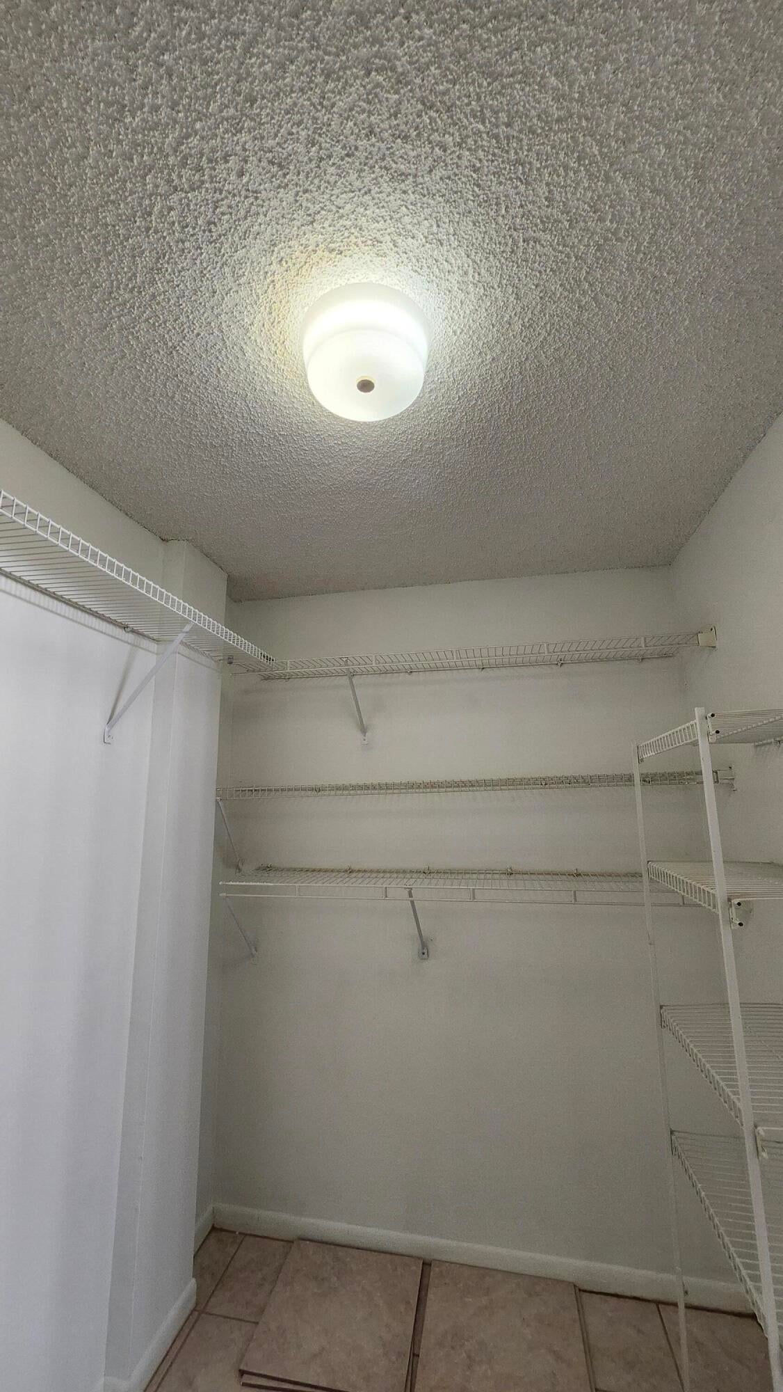 Unit 414 photo 41