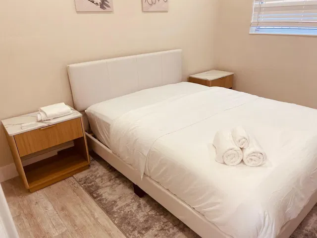 Residence photo 16