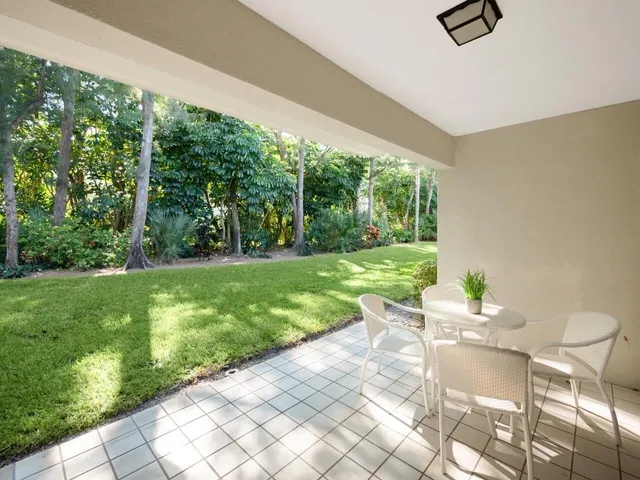 Singer Island Residence photo 2