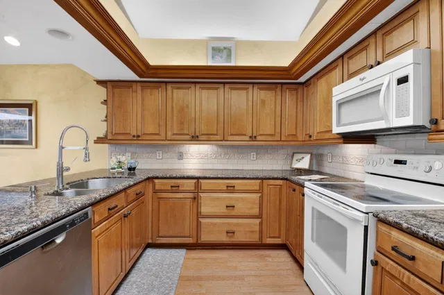 Residence photo 26