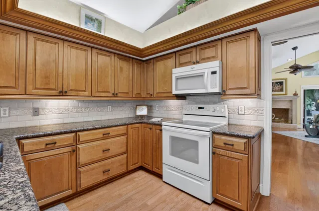 Residence photo 27