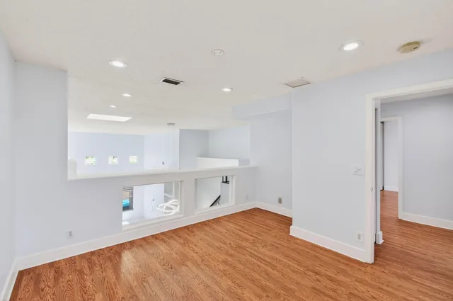 Residence photo 34