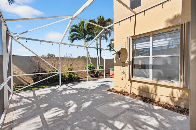 Residence photo 48