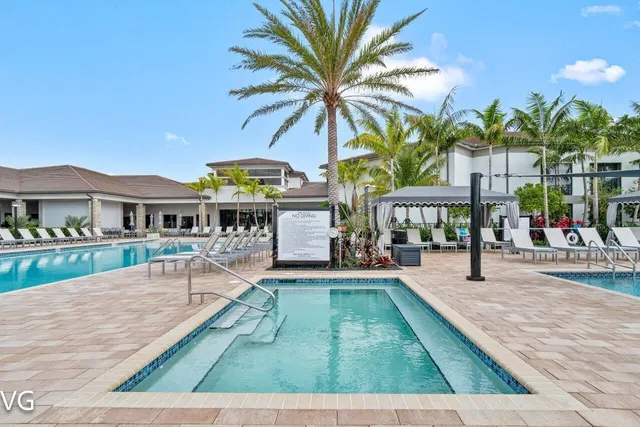 Valencia Grand Residence photo 45