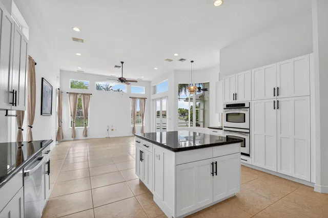 Saturnia Boca Raton Residence photo 17