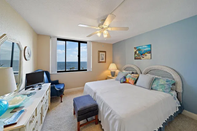 Unit 609 photo 24