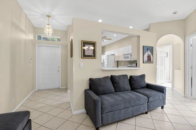  Residence photo 14