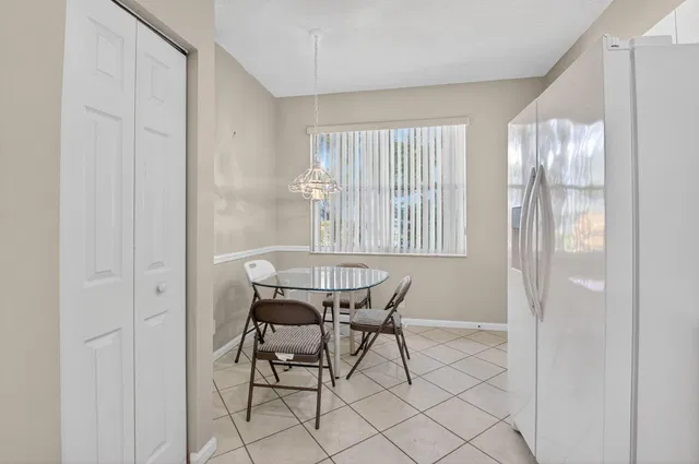  Residence photo 18
