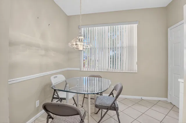  Residence photo 19