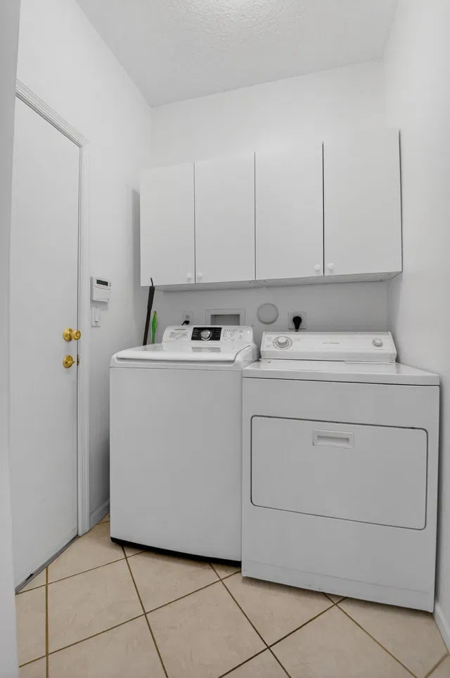  Residence photo 20