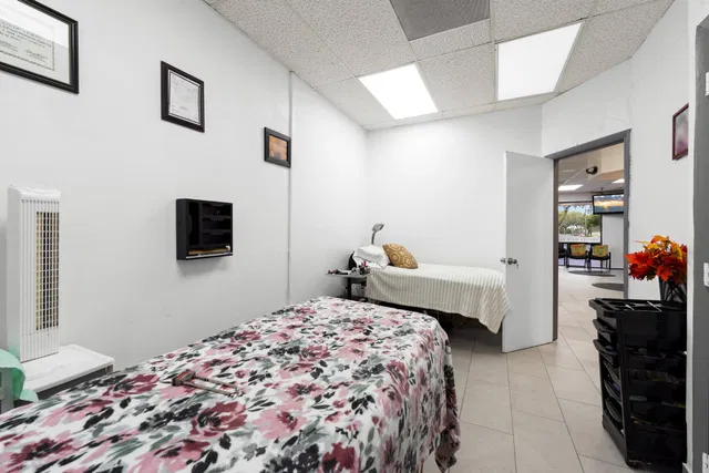 Residence photo 14