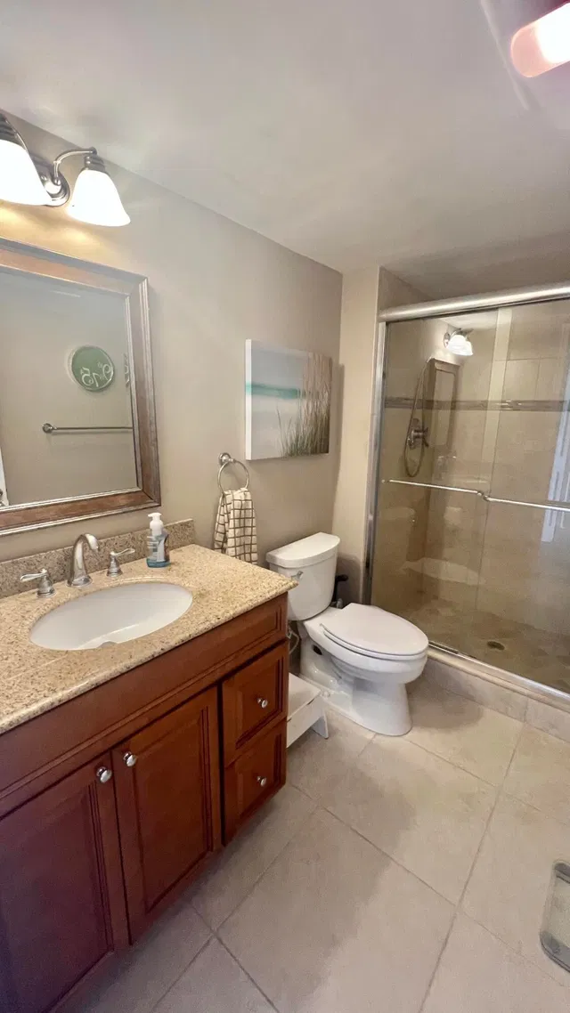 Singer Island Unit 602 photo 9
