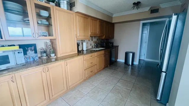 Singer Island Unit 602 photo 10