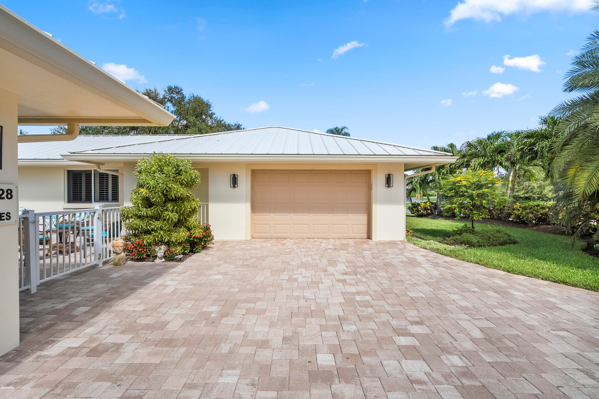 Residence photo 19