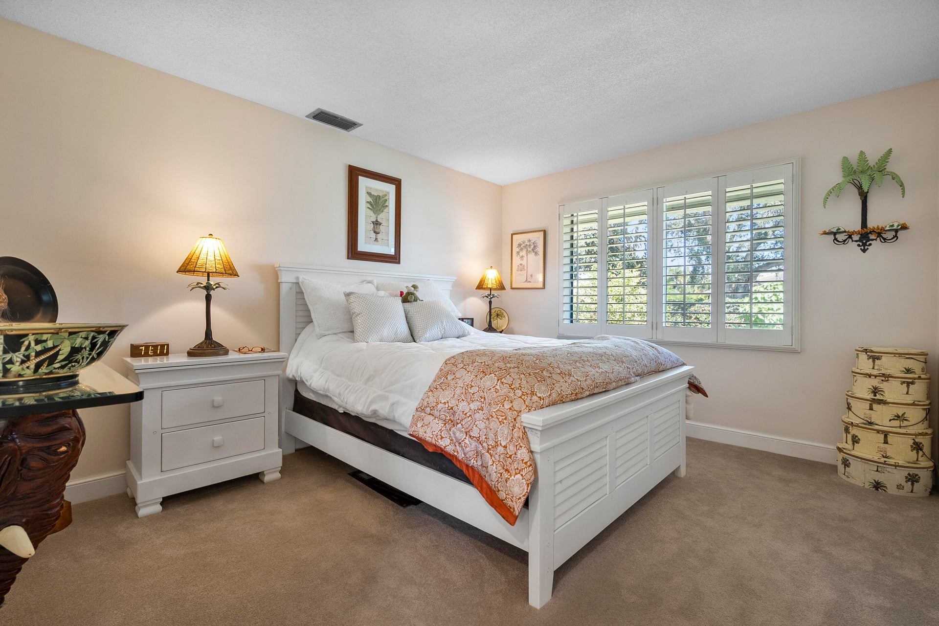 Residence photo 53