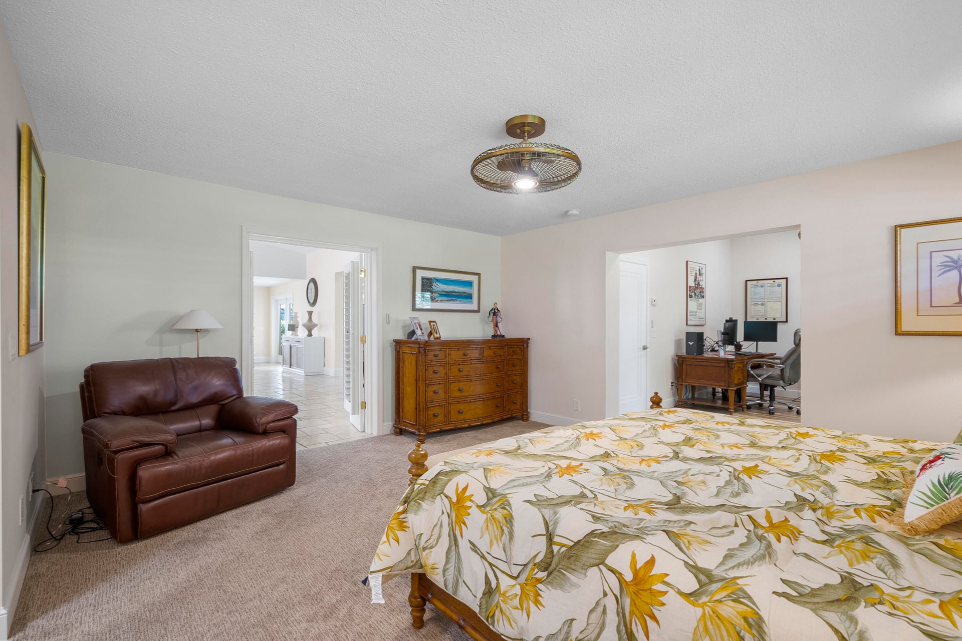 Residence photo 57