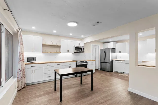 Residence photo 6