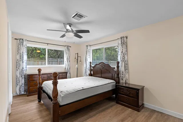 Residence photo 19