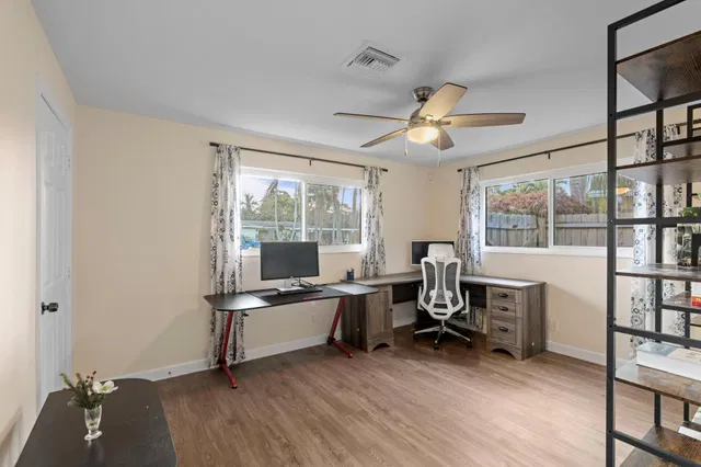Residence photo 23