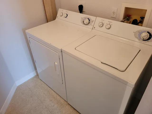 Unit 301 photo 21