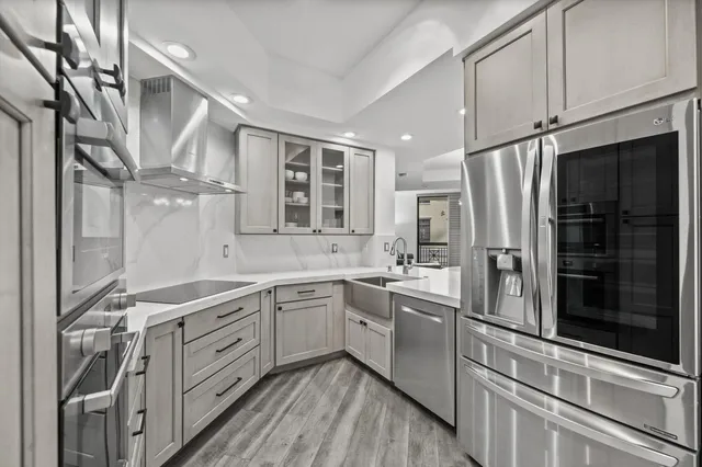 One City Plaza Unit 615 photo 6