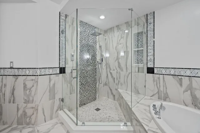 One City Plaza Unit 615 photo 15