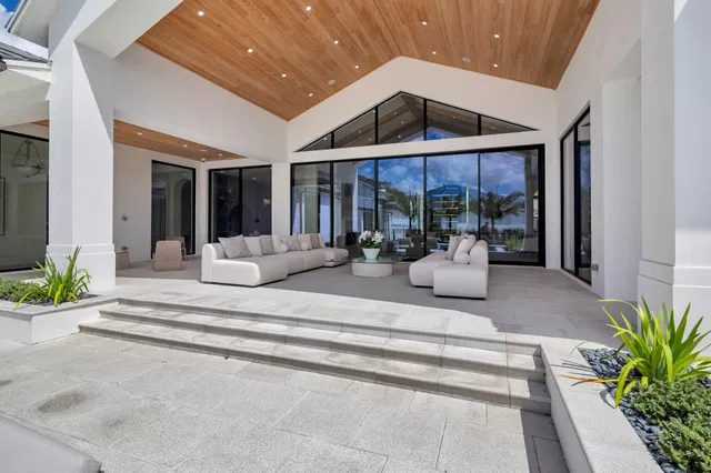 Wellington Aero Club Residence photo 56