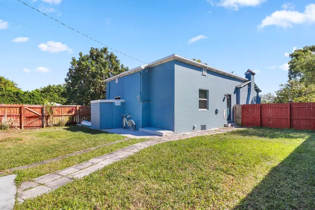 Residence photo 14