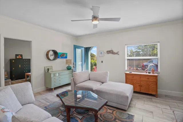 Residence photo 20