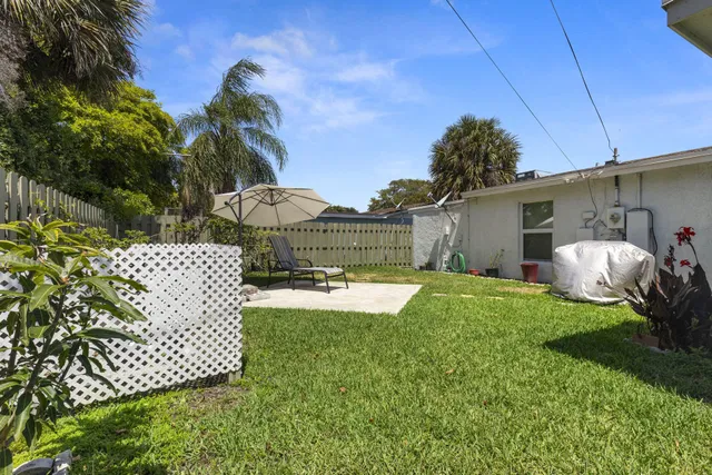 West Palm Beach Residence photo 32