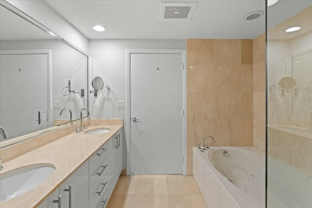 CityPlace South Tower Unit 1001 photo 18