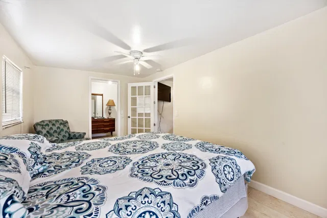 Residence photo 16