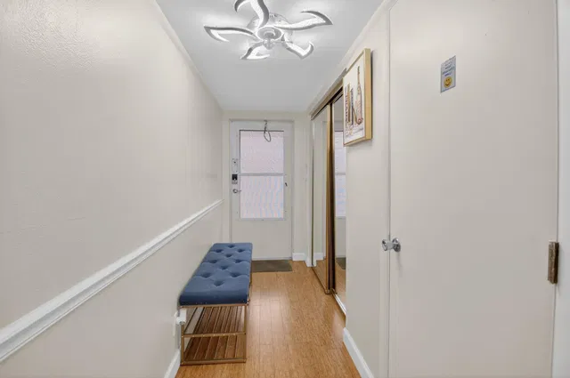 Unit 312 photo 5