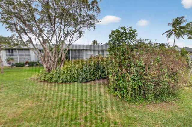 Unit 312 photo 27