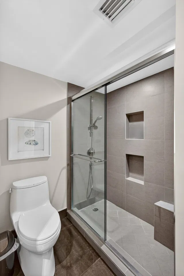 Unit 401 photo 44